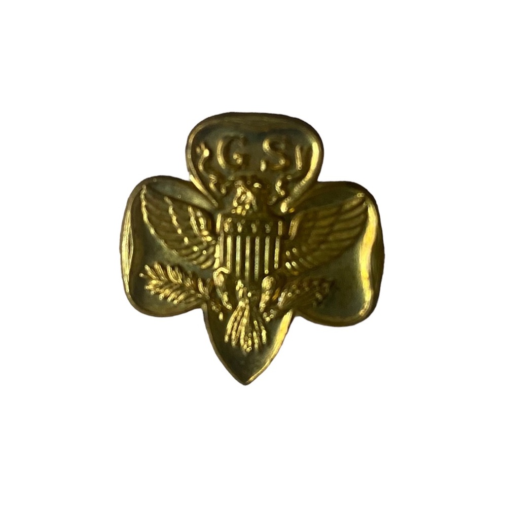 Vintage gold tone Girl Scout pin